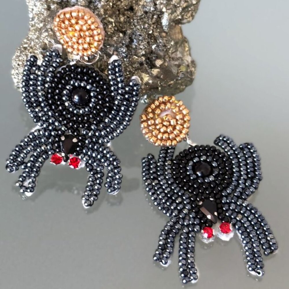 Creepy Crawly Hand Beaded Black Spider Red Rhinestone Eyes Halloween Earrings